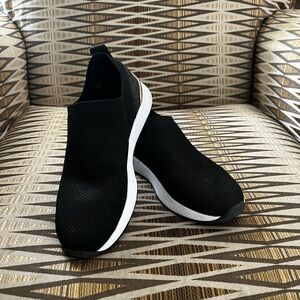 Michael Kors Black Slip-On Knit Sneakers with White Sole